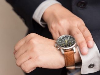 Comment assortir la montre pour homme aux vêtements